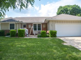 918 NW Maple St, Ankeny, IA 50023