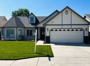 5169 W Hunter Ave, Fresno, CA