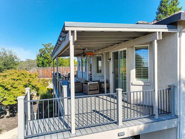 7029 Pembroke Way — Photo 94