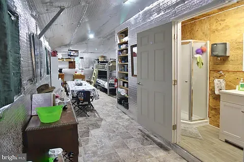 212 Houchens Rd — Photo 10