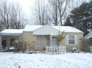 2374 Greenvale Rd, Cleveland, OH 44121