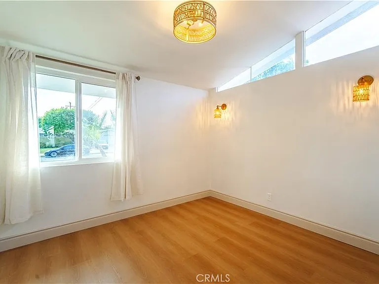 236 Mission Dr — Photo 18
