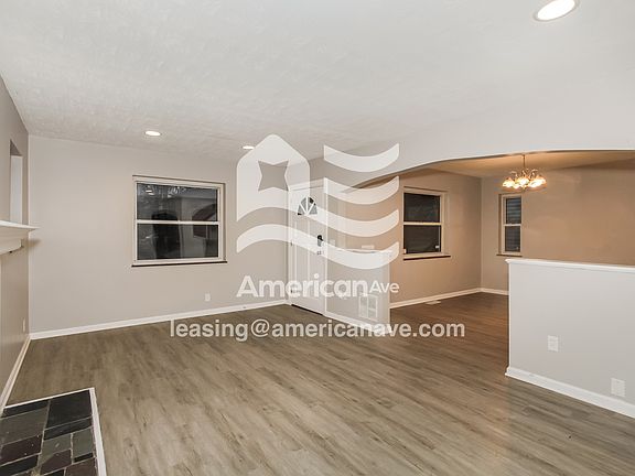 3-Living Room