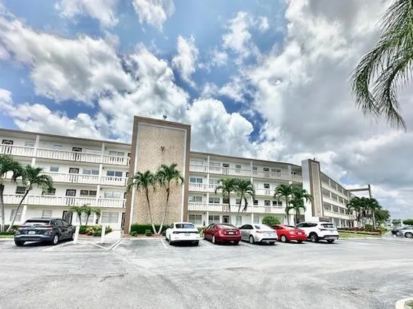 2078 Guildford E, Boca Raton, FL 33434