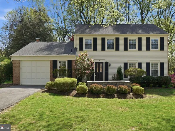 5 Infield Ct S, Potomac, MD 20854