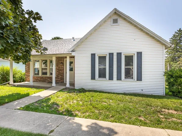 640 Washington St, Darlington, WI 53530
