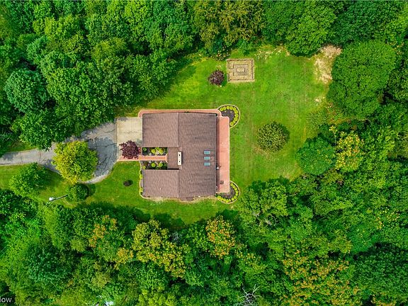 2nd image of 70407 Whitewood Dr