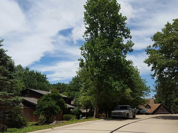 5th image of 117 Hidden Creek Dr
