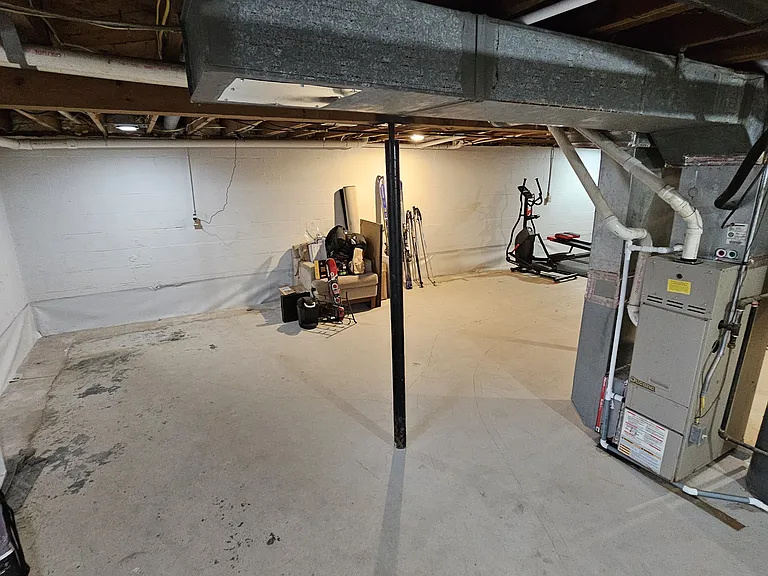 13911 Watkins Rd — Photo 32