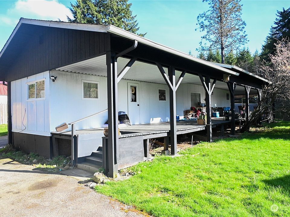 1st image of 300 SE Alpine Avenue