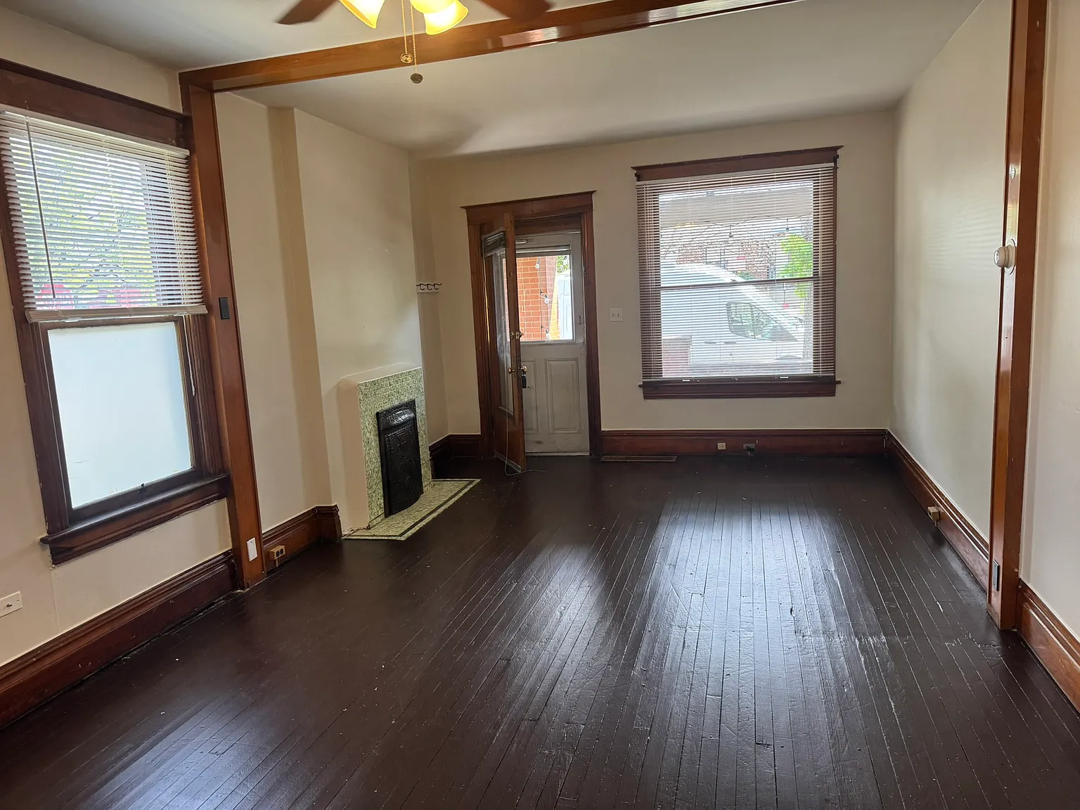 1 bed, 950 sqft, $1,795 — Photo 4