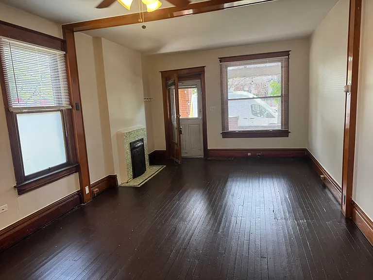 1803 S Washington St — Photo 4