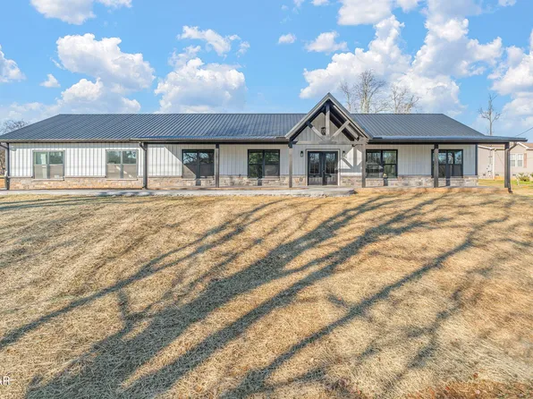 940 Thorngrove Pike, Strawberry Plains, TN 37871