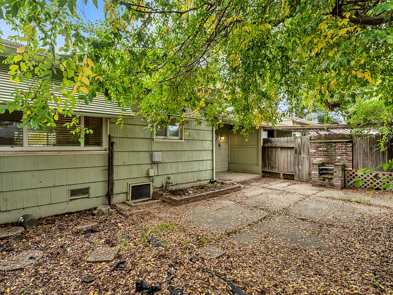 2551 Cumberland Rd — Photo 20