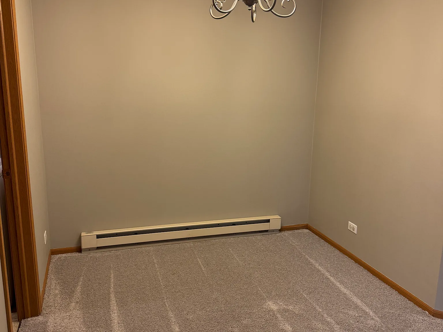 350 Cunat Blvd — Photo 2