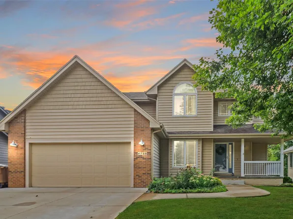 4750 Waterford Dr, West Des Moines, IA 50265
