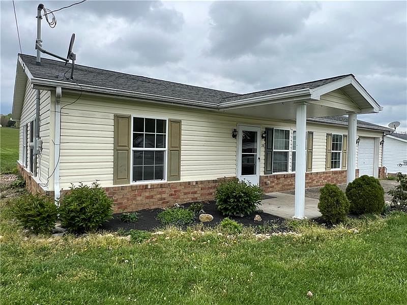 2105 Ridge Blvd, Connellsville, PA 15425 Zillow
