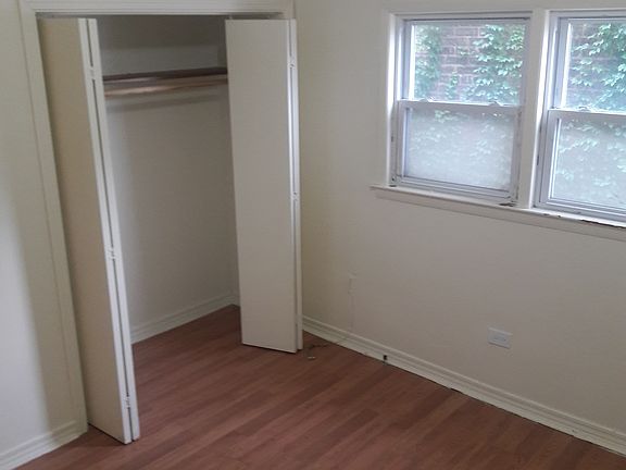 3rd image of 3110 W 59th St APT 1A