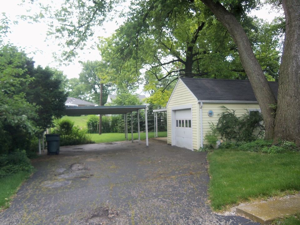 2nd image of 2630 Ferncliff Ave