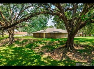 16160 Bluff Rd, Prairieville, LA 70769