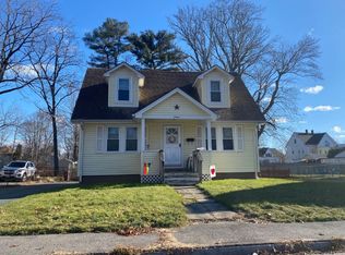 16 Bryant St, Taunton, MA 02780
