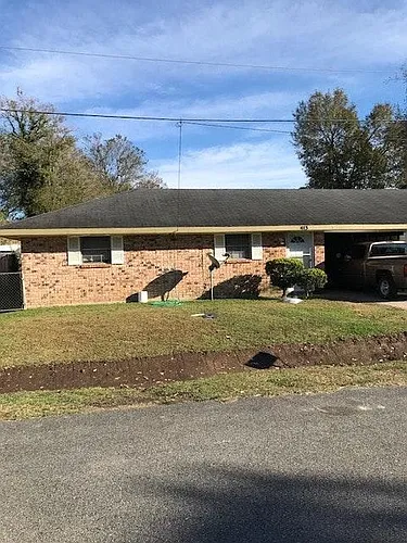 413 Mary St Photo 1