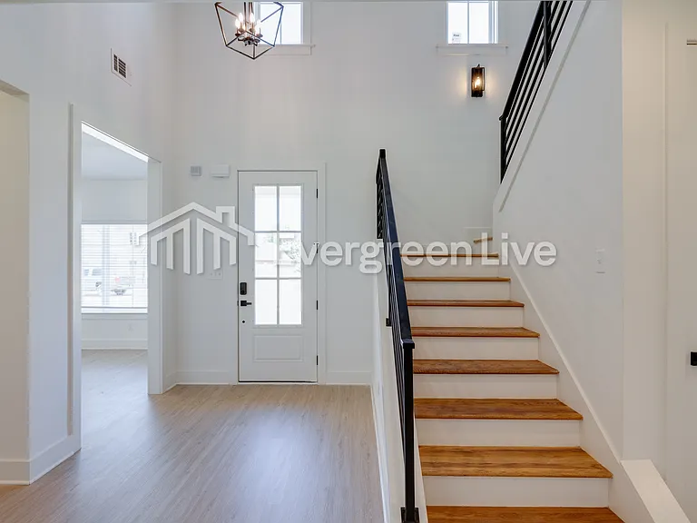 4093 McSwain Cv — Photo 9