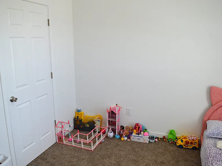 311 Alberts Dr — Photo 17