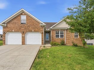 102 Blowing Tree Dr, Georgetown, KY 40324