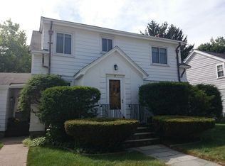5 Courtney Rd, West Roxbury, MA 02132