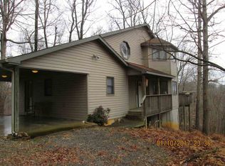 97 Riverside Dr, Cadiz, KY 42211
