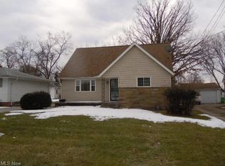 21860 Norton Rd, Bedford Heights, OH 44146