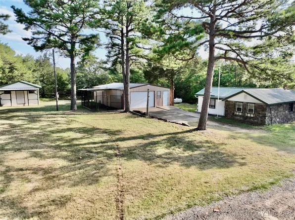 359 E Pine St, Eufaula, OK 74432