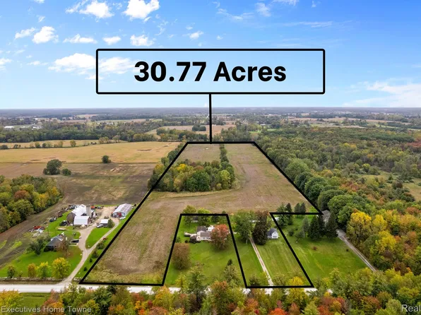 12972 Norman Rd, Yale, MI 48097
