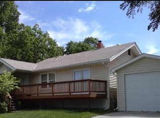 2904 S 14th St, Lincoln, NE 68502