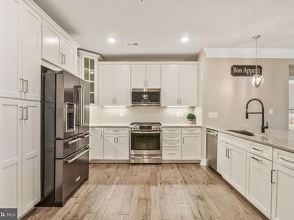 4th image of 21007 Rocky Knoll Sq APT 203