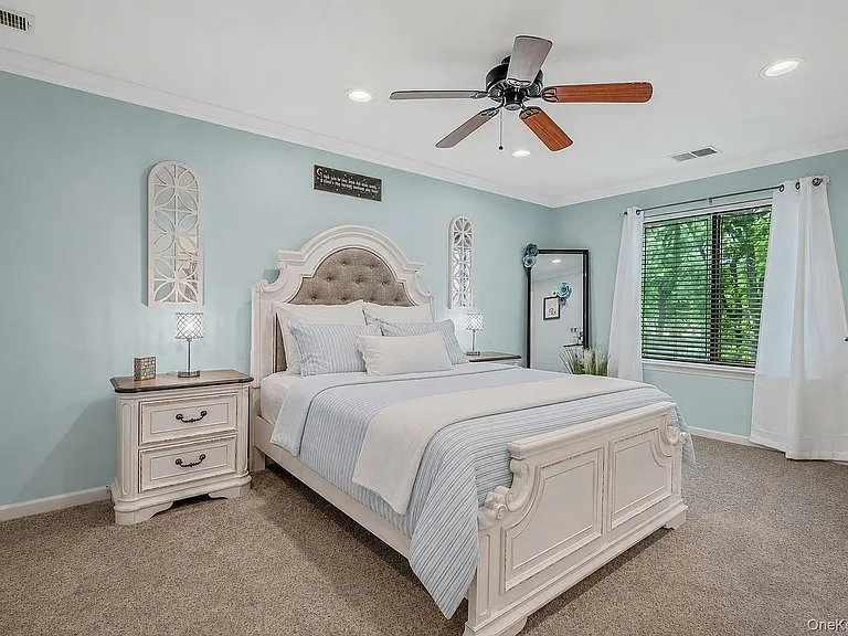 855 Skyline Dr — Photo 19