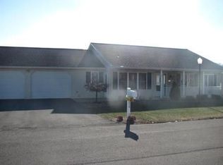 218 Village Blvd, Mifflintown, PA 17059