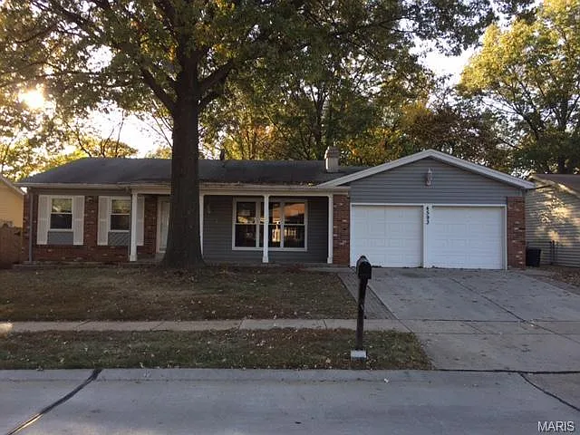 4593 Thicket Dr photo 1