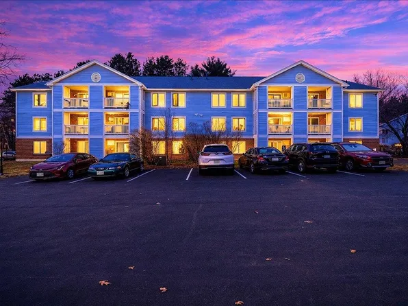 2 Timberwood Drive #101, Goffstown, NH 03045