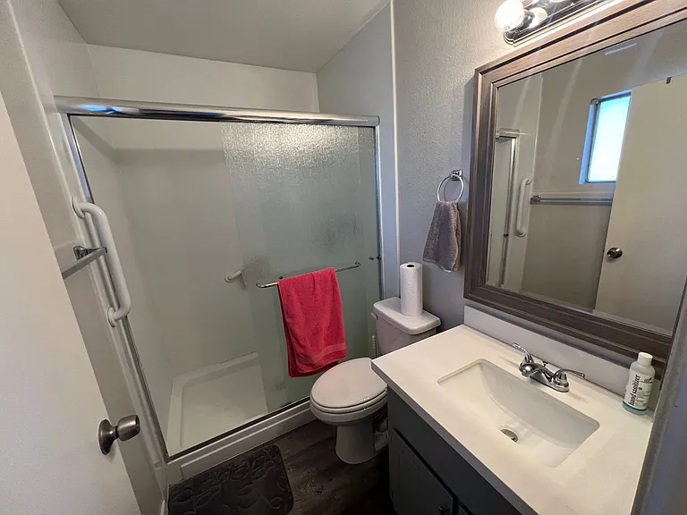 231 Fullerton Ave — Photo 7