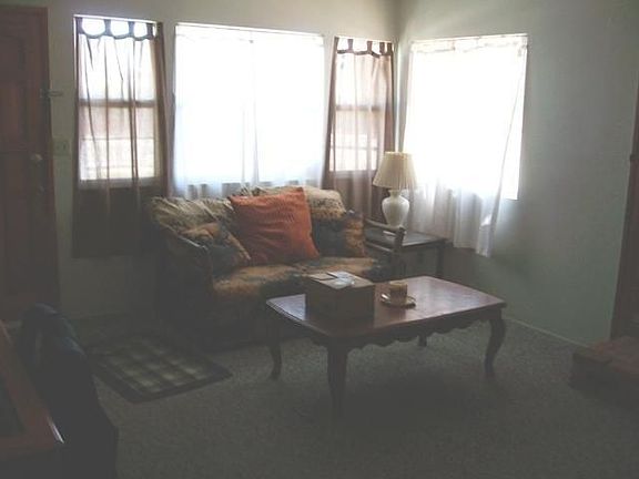 4th image of 11815 Hardy Ave