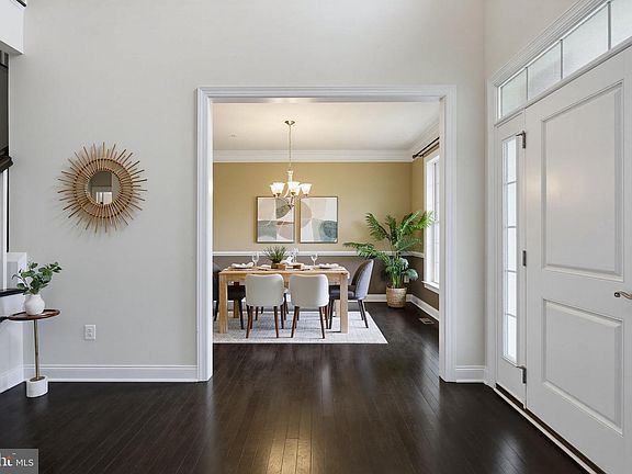 5th image of 8114 Tulip Poplar Ct