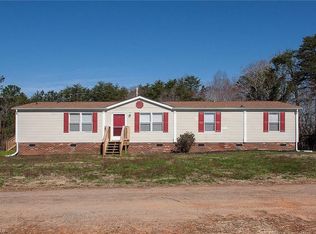 316 Foxwood Rd, Madison, NC 27025