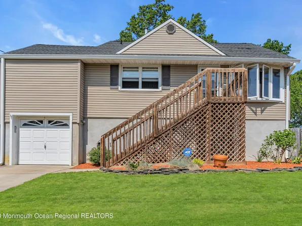 19 Anderson Street, Union Beach, NJ 07735