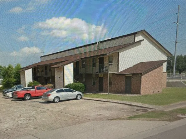 Jenny Lind Place Apts