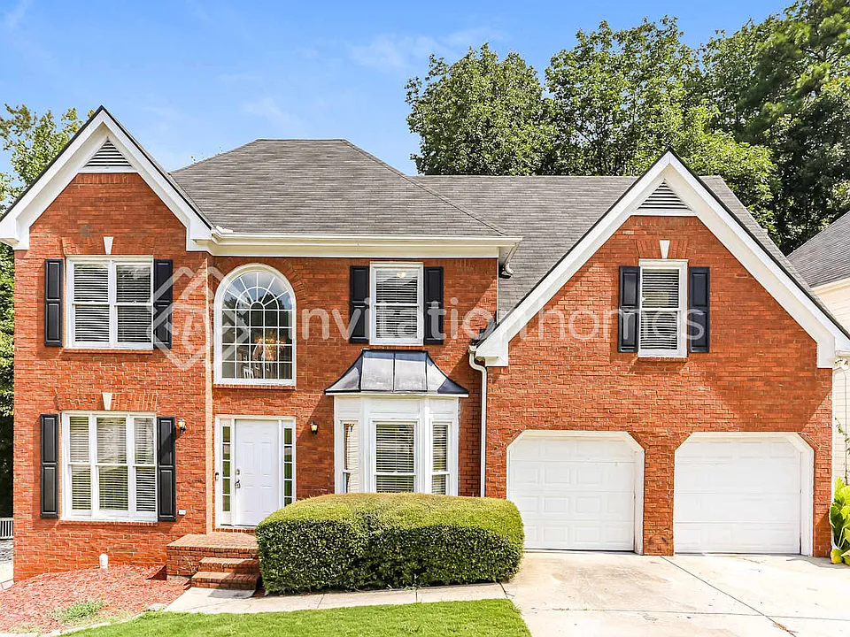 655 River Overlook Dr