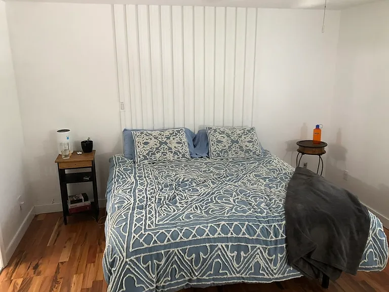 107 W Hill St — Photo 11