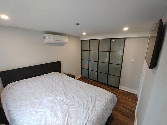 2nd image of 928 N Avenue 63