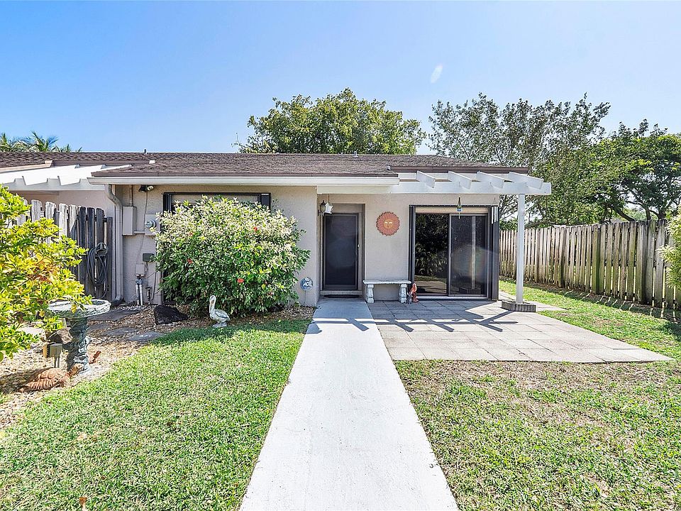 1st image of 5020 E Lakes Drive #5020